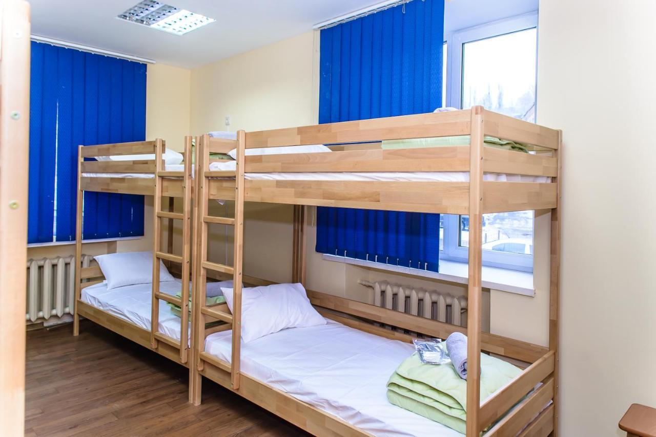 Botanic Globus Hostel Киев Экстерьер фото