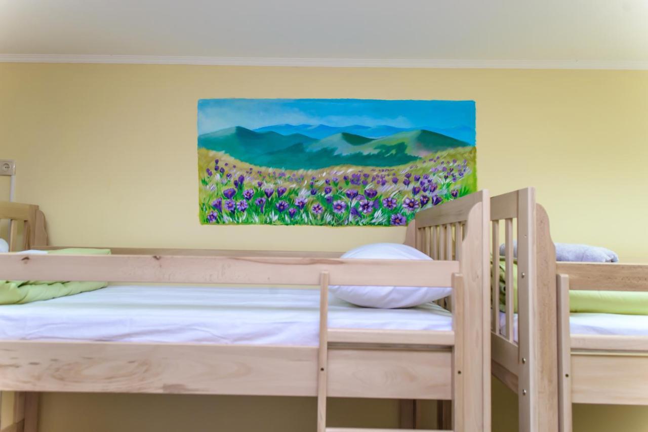 Botanic Globus Hostel Киев Экстерьер фото