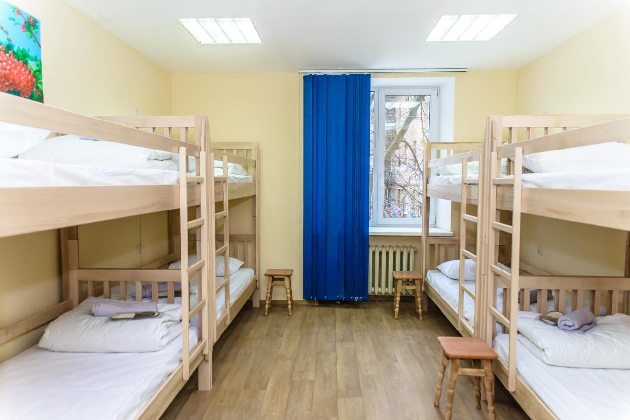 Botanic Globus Hostel Киев Экстерьер фото